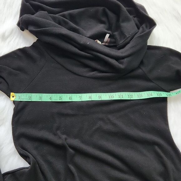 Soft surroundings -481 Ava cowl neck‎ sweater top black XS - Picture 6 of 6